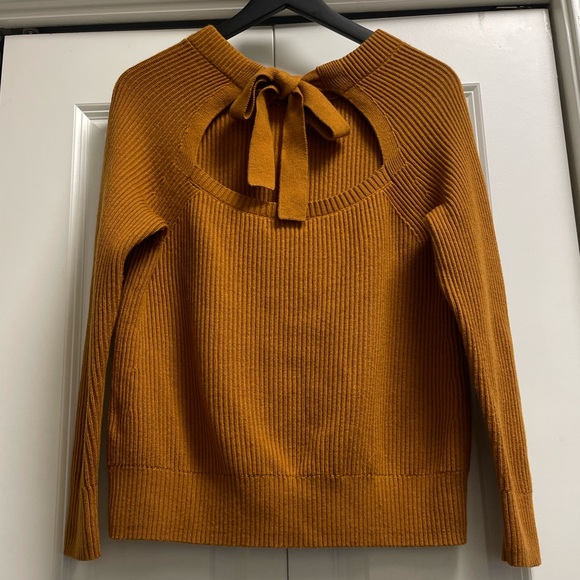 Banana Republic Sweaters - Banana republic wool blend sweater